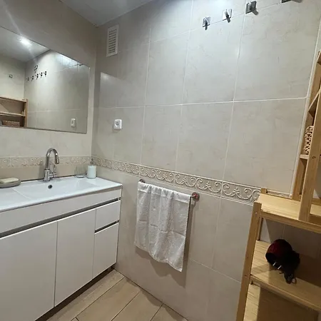 Santa Clotilde يوريت دي مار