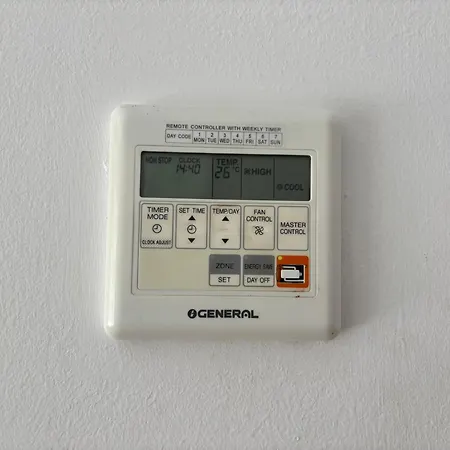 Santa Clotilde 아파트